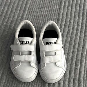 POLO RALPH LAUREN WHITE TODDLER SNEAKERS. SIZE 7.